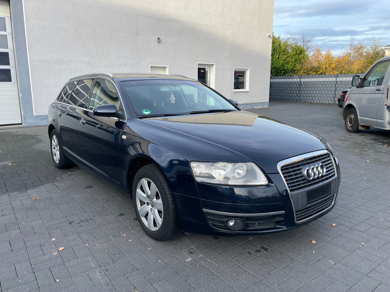 Audi A6 Avant 2.7 TDI Defekt !!! - Voiture break: photos 1 Audi A6 Avant 2.7 TDI Defekt !!! - Voiture break: photos 1