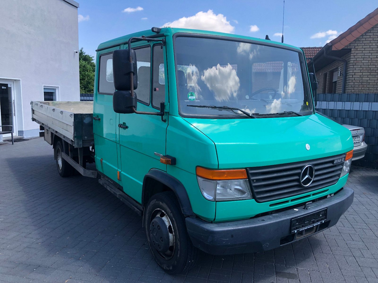 Mercedes-Benz Vario 818 D, DoKa - Fourgon plateau, Utilitaire double cabine: photos 2 Mercedes-Benz Vario 818 D, DoKa - Fourgon plateau, Utilitaire double cabine: photos 2