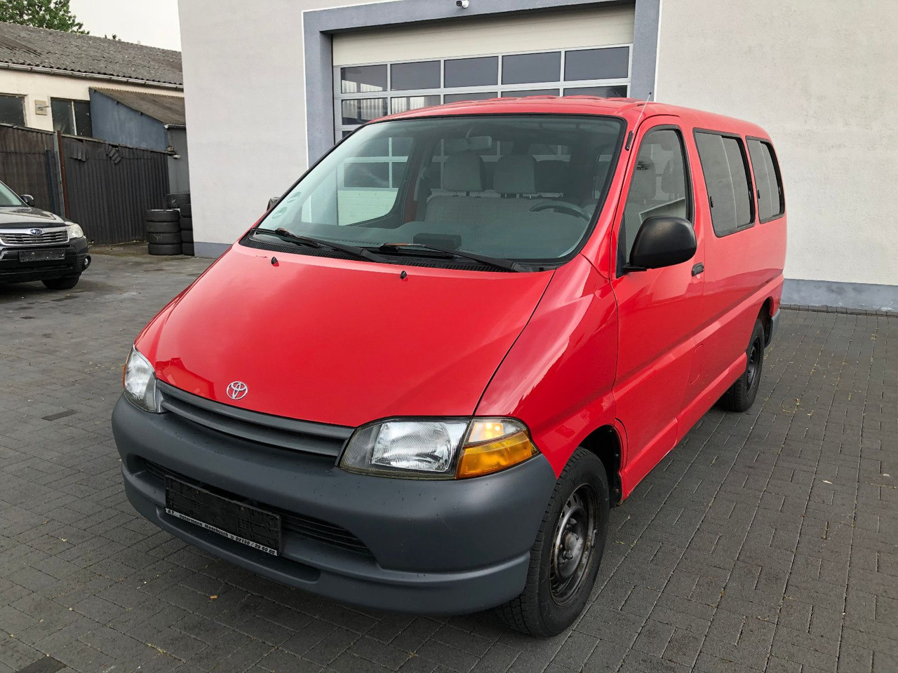 Toyota Hiace 2.7 i Benziner, 9-Sitzer, 1. Hand - Transport de personnes: photos 3 Toyota Hiace 2.7 i Benziner, 9-Sitzer, 1. Hand - Transport de personnes: photos 3