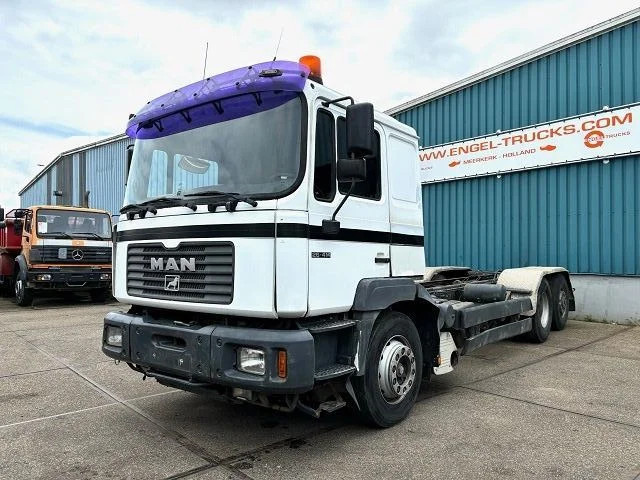 MAN 26.414 FNL-T (6-CILINDERHEADS) 6x4 CHASSIS (EURO 2 / ZF16 MANUAL GEARBOX / REDUCTION AXLES) - Châssis cabine: photos 1 MAN 26.414 FNL-T (6-CILINDERHEADS) 6x4 CHASSIS (EURO 2 / ZF16 MANUAL GEARBOX / REDUCTION AXLES) - Châssis cabine: photos 1