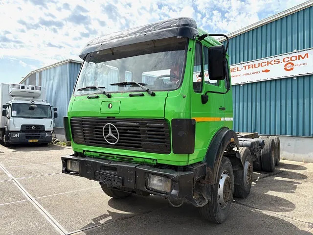 Mercedes-Benz SK 3335K 8x4 FULL STEEL CHASSIS (ZF16 MANUAL GEARBOX / RETARDER / FULL STEEL SUSPENSION / REDUCTION AXLES) - Châssis cabine: photos 1 Mercedes-Benz SK 3335K 8x4 FULL STEEL CHASSIS (ZF16 MANUAL GEARBOX / RETARDER / FULL STEEL SUSPENSION / REDUCTION AXLES) - Châssis cabine: photos 1