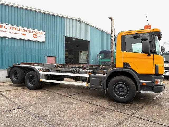 Scania P114-340 6x2 WITH MULTILIFT CONTAINERSYSTEM ONLY 80.500 KM!! ORIGINAL (10 TIRES / FULL STEEL SUSPENSION / 12 GEARS MANUAL GEARBO - Camion porte-conteneur/ Caisse mobile: photos 4 Scania P114-340 6x2 WITH MULTILIFT CONTAINERSYSTEM ONLY 80.500 KM!! ORIGINAL (10 TIRES / FULL STEEL SUSPENSION / 12 GEARS MANUAL GEARBO - Camion porte-conteneur/ Caisse mobile: photos 4