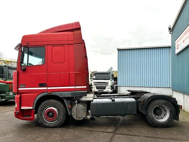DAF 95.480 XF SPACECAB (EURO 3 / ZF16 MANUAL GEARBOX / 2x DIESELTANK / AIRCONDITIONING) - Tracteur routier: photos 5 DAF 95.480 XF SPACECAB (EURO 3 / ZF16 MANUAL GEARBOX / 2x DIESELTANK / AIRCONDITIONING) - Tracteur routier: photos 5