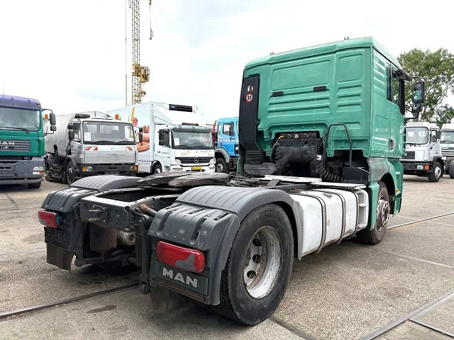 MAN TGA 18.460 FLT XL (6-CILINDER HEADS / ZF16 MANUAL GEARBOX / ZF-INTARDER / AIRCONDITIONING) - Tracteur routier: photos 3 MAN TGA 18.460 FLT XL (6-CILINDER HEADS / ZF16 MANUAL GEARBOX / ZF-INTARDER / AIRCONDITIONING) - Tracteur routier: photos 3