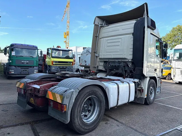 Mercedes-Benz Actros 1846 LS (MP2) (EPS WITH CLUTCH (3 PEDALS) / RETARDER / AIRCONDITIONING / ETC) - Tracteur routier: photos 3 Mercedes-Benz Actros 1846 LS (MP2) (EPS WITH CLUTCH (3 PEDALS) / RETARDER / AIRCONDITIONING / ETC) - Tracteur routier: photos 3