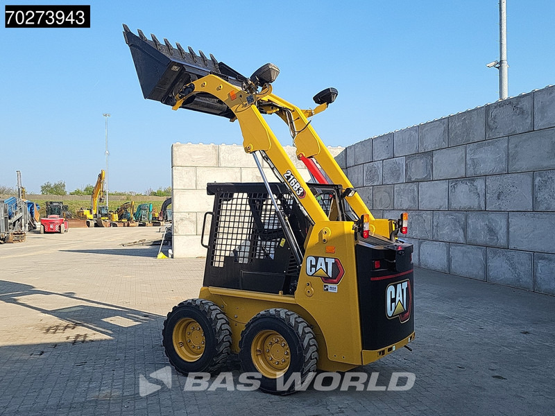 Caterpillar 216 B3 - Mini chargeuse: photos 5 Caterpillar 216 B3 - Mini chargeuse: photos 5