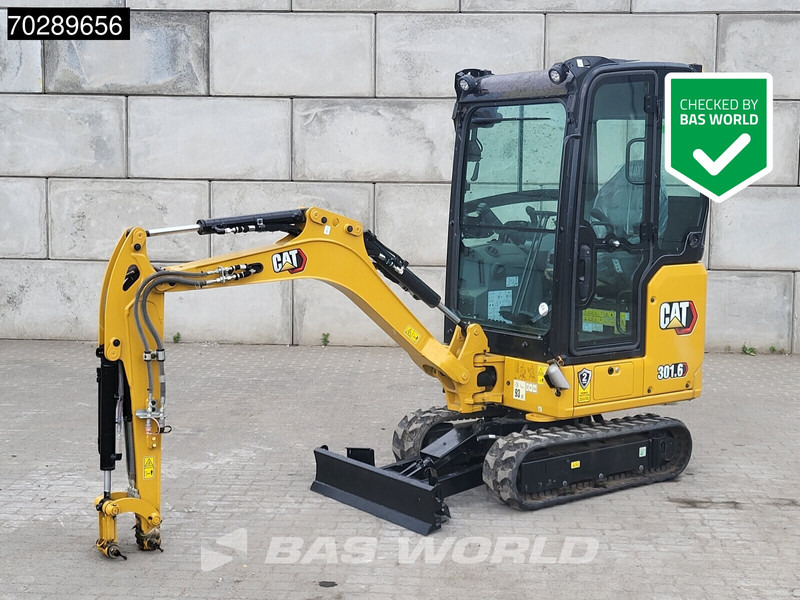 Caterpillar 301.6 - Mini pelle: photos 1 Caterpillar 301.6 - Mini pelle: photos 1
