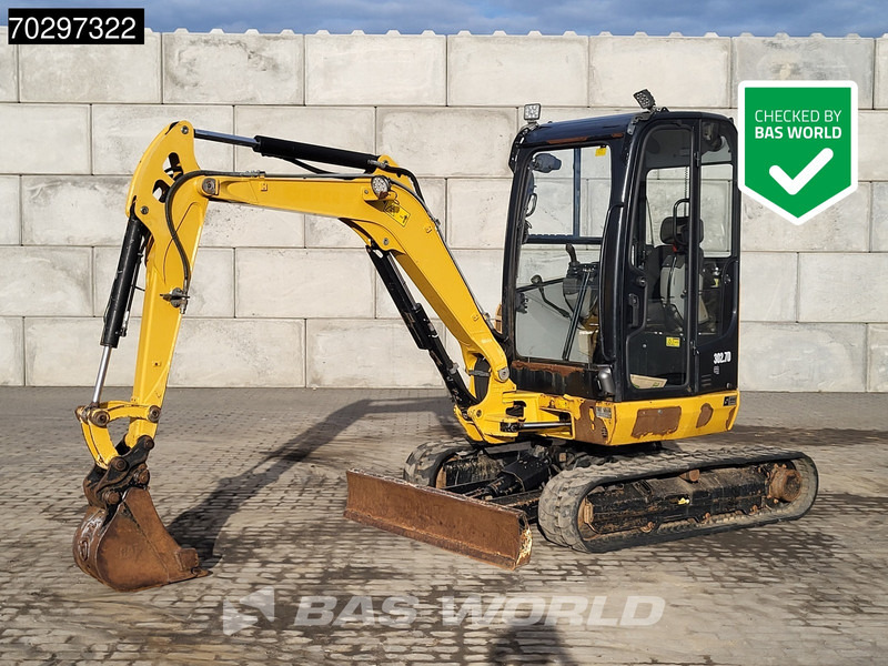 Caterpillar 302.7 D CR - Mini pelle: photos 1 Caterpillar 302.7 D CR - Mini pelle: photos 1