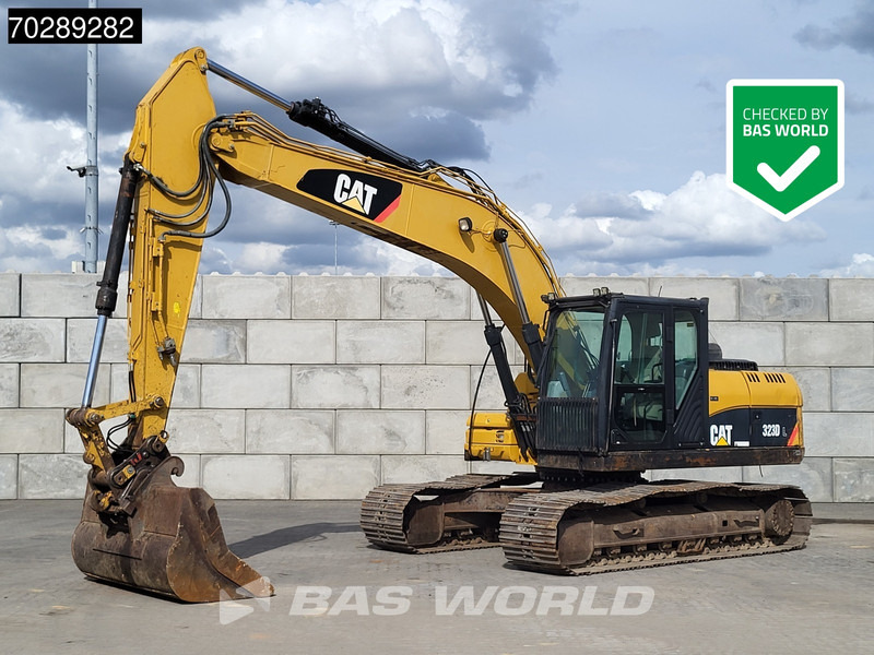 Caterpillar 323 D L - Pelle sur chenille: photos 1 Caterpillar 323 D L - Pelle sur chenille: photos 1