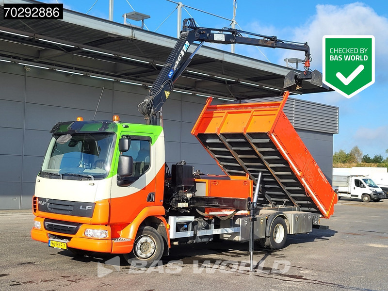 DAF LF45.210 LF 4X2 MKG HLK 66 Crane Kran 5m3 tipper Manual Euro 5 - Camion benne, Camion grue: photos 1 DAF LF45.210 LF 4X2 MKG HLK 66 Crane Kran 5m3 tipper Manual Euro 5 - Camion benne, Camion grue: photos 1