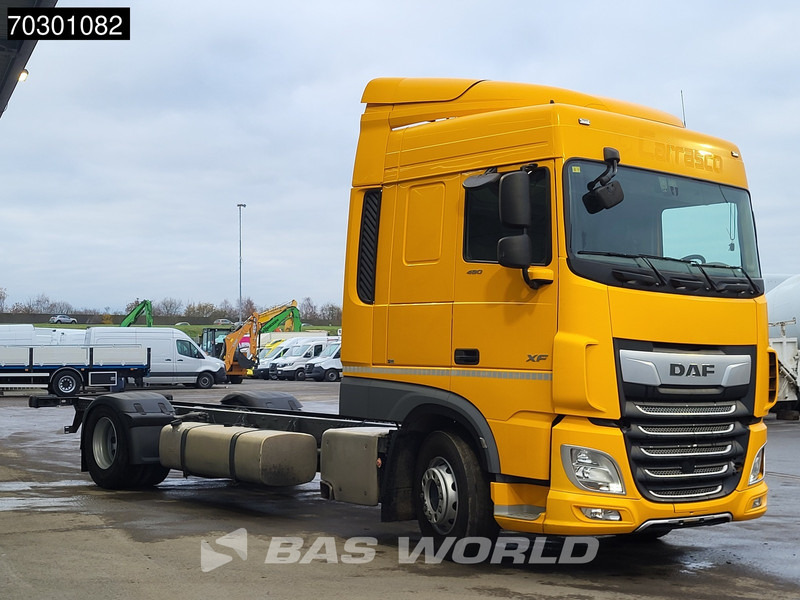 DAF XF 480 4X2 18tons Chassis Air suspension ACC Automatic Euro 6 - Châssis cabine: photos 3 DAF XF 480 4X2 18tons Chassis Air suspension ACC Automatic Euro 6 - Châssis cabine: photos 3