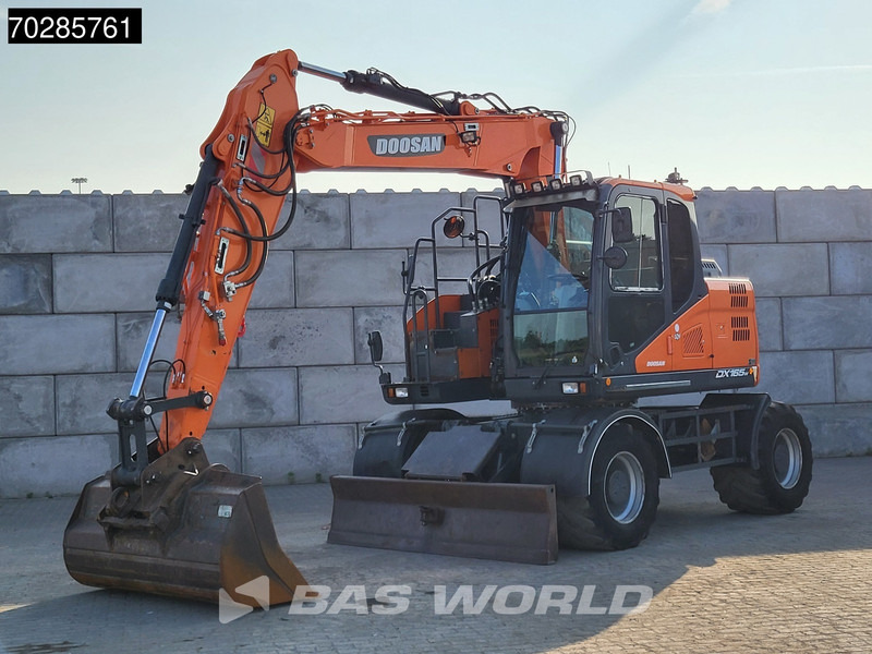Doosan DX165W-5 DUTCH MACHINE - Pelle sur pneus: photos 2 Doosan DX165W-5 DUTCH MACHINE - Pelle sur pneus: photos 2