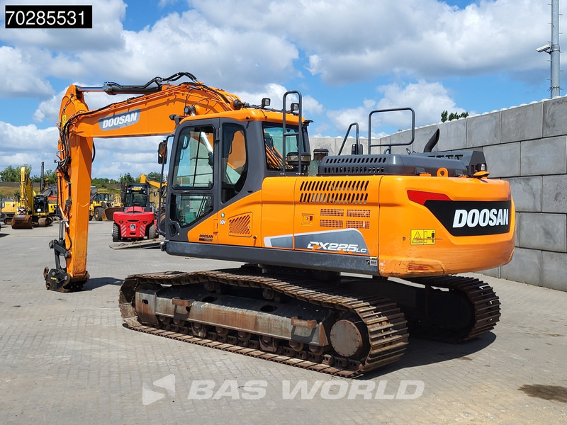 Doosan DX225 LC-5 3 BUCKETS - Pelle sur chenille: photos 3 Doosan DX225 LC-5 3 BUCKETS - Pelle sur chenille: photos 3