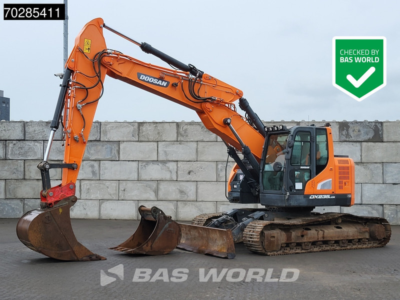 Doosan DX235 LCR-5 BLADE - 2 BUCKETS - GERMAN MACHINE - Pelle sur chenille: photos 1 Doosan DX235 LCR-5 BLADE - 2 BUCKETS - GERMAN MACHINE - Pelle sur chenille: photos 1