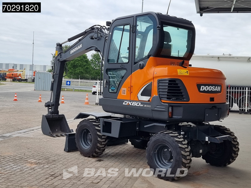 Doosan DX60W A/C - NEW UNUSED - Pelle sur pneus: photos 3 Doosan DX60W A/C - NEW UNUSED - Pelle sur pneus: photos 3