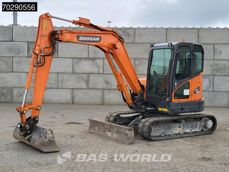 Doosan DX63-3 3 BUCKETS - A/C - Mini pelle: photos 3 Doosan DX63-3 3 BUCKETS - A/C - Mini pelle: photos 3