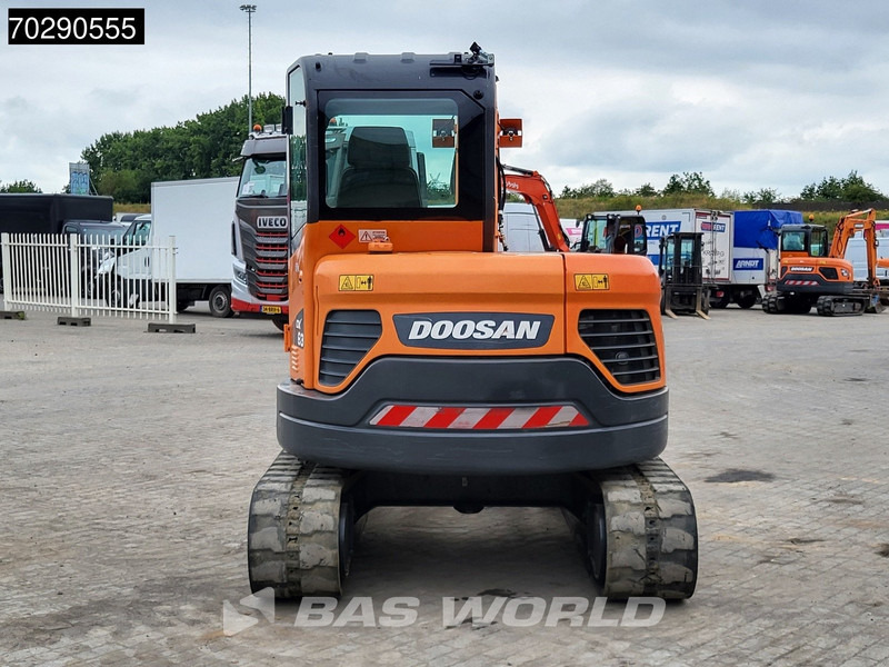 Doosan DX63-3 3 BUCKETS - A/C - Mini pelle: photos 5 Doosan DX63-3 3 BUCKETS - A/C - Mini pelle: photos 5