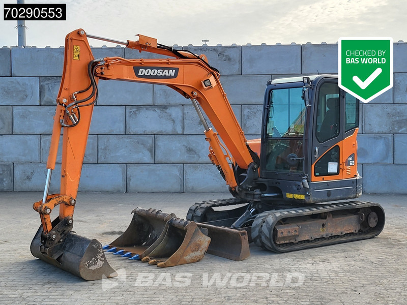 Doosan DX63-3 - Mini pelle: photos 1 Doosan DX63-3 - Mini pelle: photos 1
