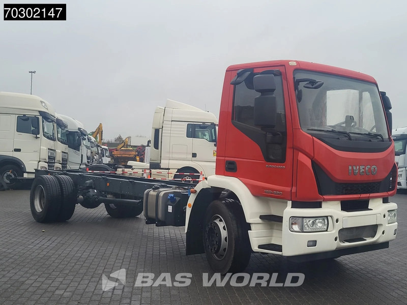 Iveco Eurocargo 180E320 4X2 NEW! 18T chassis 2017 production Euro 6 - Châssis cabine: photos 3 Iveco Eurocargo 180E320 4X2 NEW! 18T chassis 2017 production Euro 6 - Châssis cabine: photos 3
