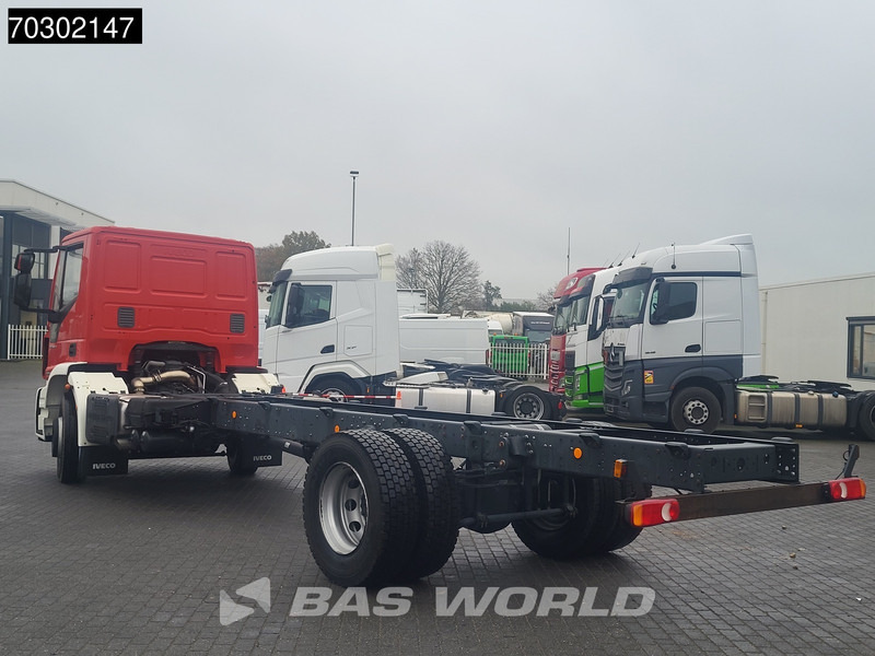 Iveco Eurocargo 180E320 4X2 NEW! 18T chassis 2017 production Euro 6 - Châssis cabine: photos 2 Iveco Eurocargo 180E320 4X2 NEW! 18T chassis 2017 production Euro 6 - Châssis cabine: photos 2