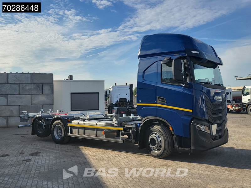 Iveco S-Way 500 6X2 NEW! BDF Lift+steering Axle Automatic Standklima Navi ACC Euro 6 - Camion porte-conteneur/ Caisse mobile: photos 3 Iveco S-Way 500 6X2 NEW! BDF Lift+steering Axle Automatic Standklima Navi ACC Euro 6 - Camion porte-conteneur/ Caisse mobile: photos 3