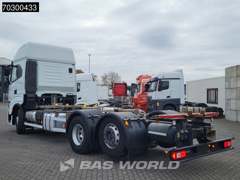 Iveco S-Way 510 6X2 Retarder Full Air Lift Axle BDF Euro 6 - Camion porte-conteneur/ Caisse mobile: photos 2 Iveco S-Way 510 6X2 Retarder Full Air Lift Axle BDF Euro 6 - Camion porte-conteneur/ Caisse mobile: photos 2