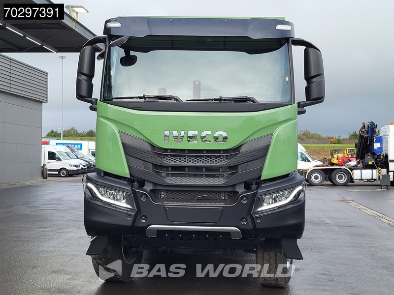 Camion grumier, Camion grue neuf Iveco T-Way 450 6X6 UNUSED! Palfinger Q150Z Crane Retarder Holztransport Big-Axle LED Euro 6: photos 12