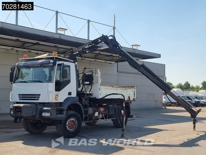 Iveco Trakker 310 4X4 Atlas 145.2-A2 Kran Crane 4x4 Big axle 6m3 3 sided tipper Euro 4 - Camion benne, Camion grue: photos 5 Iveco Trakker 310 4X4 Atlas 145.2-A2 Kran Crane 4x4 Big axle 6m3 3 sided tipper Euro 4 - Camion benne, Camion grue: photos 5