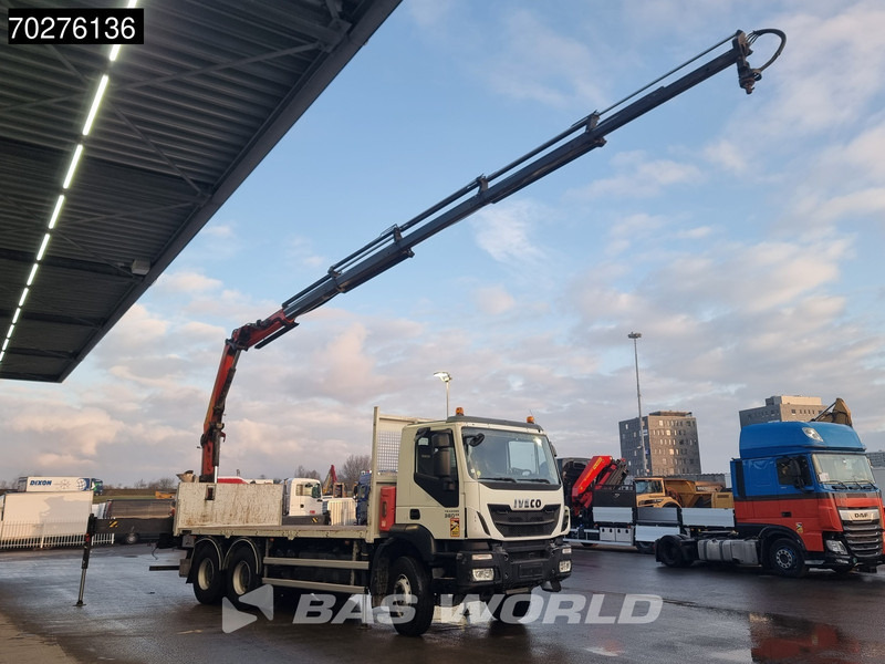 Iveco Trakker 360 6X4 Palfinger PK 18502 SH D Kran Crane Big axle Euro 6 - Camion plateau, Camion grue: photos 5 Iveco Trakker 360 6X4 Palfinger PK 18502 SH D Kran Crane Big axle Euro 6 - Camion plateau, Camion grue: photos 5