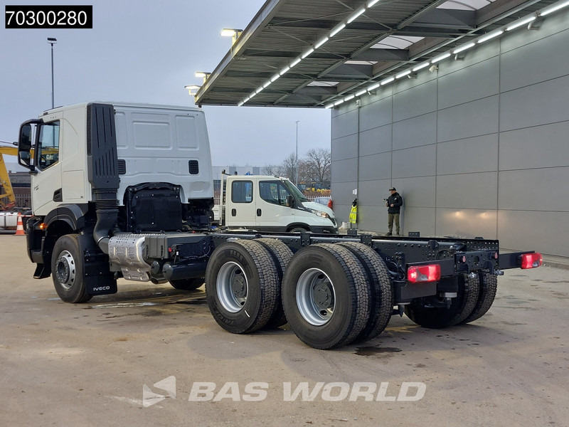 Iveco X-Way 500 X-Way 6X4 NEW 6x4 chassis Sleepercab Rear Air suspension Automatic Euro 6 - Châssis cabine: photos 2 Iveco X-Way 500 X-Way 6X4 NEW 6x4 chassis Sleepercab Rear Air suspension Automatic Euro 6 - Châssis cabine: photos 2