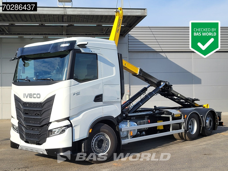 Iveco X-Way 580 6X2 Palfinger PHT20SLD5 Hooklift Lift+steering Axle Automatic Navi ACC LED Euro 6 - Camion ampliroll: photos 1 Iveco X-Way 580 6X2 Palfinger PHT20SLD5 Hooklift Lift+steering Axle Automatic Navi ACC LED Euro 6 - Camion ampliroll: photos 1