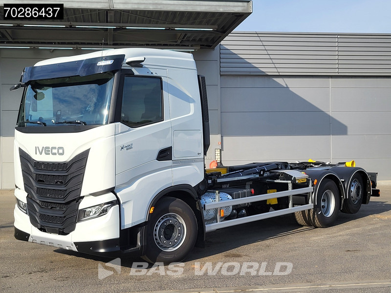 Iveco X-Way 580 6X2 Palfinger PHT20SLD5 Hooklift Lift+steering Axle Automatic Navi ACC LED Euro 6 - Camion ampliroll: photos 5 Iveco X-Way 580 6X2 Palfinger PHT20SLD5 Hooklift Lift+steering Axle Automatic Navi ACC LED Euro 6 - Camion ampliroll: photos 5