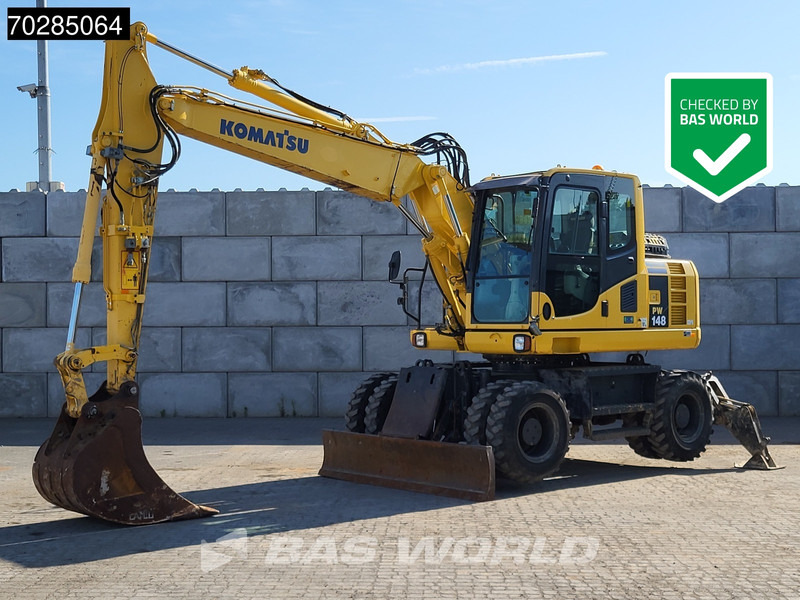 Komatsu PW148 -8 - Pelle sur pneus: photos 1 Komatsu PW148 -8 - Pelle sur pneus: photos 1