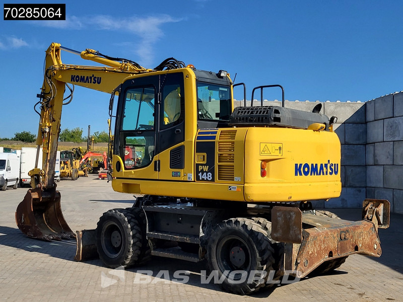 Komatsu PW148 -8 - Pelle sur pneus: photos 3 Komatsu PW148 -8 - Pelle sur pneus: photos 3