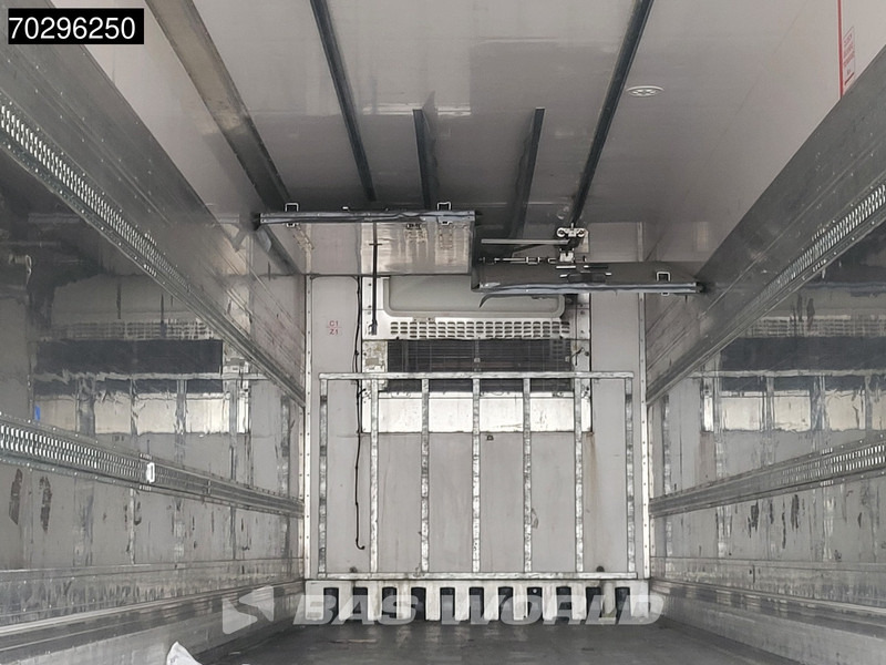 Semi-remorque frigorifique LAMBERET Carrier Vector 1950Mt Bi-temp Lift Axle Tailgate: photos 13 Semi-remorque frigorifique LAMBERET Carrier Vector 1950Mt Bi-temp Lift Axle Tailgate: photos 13