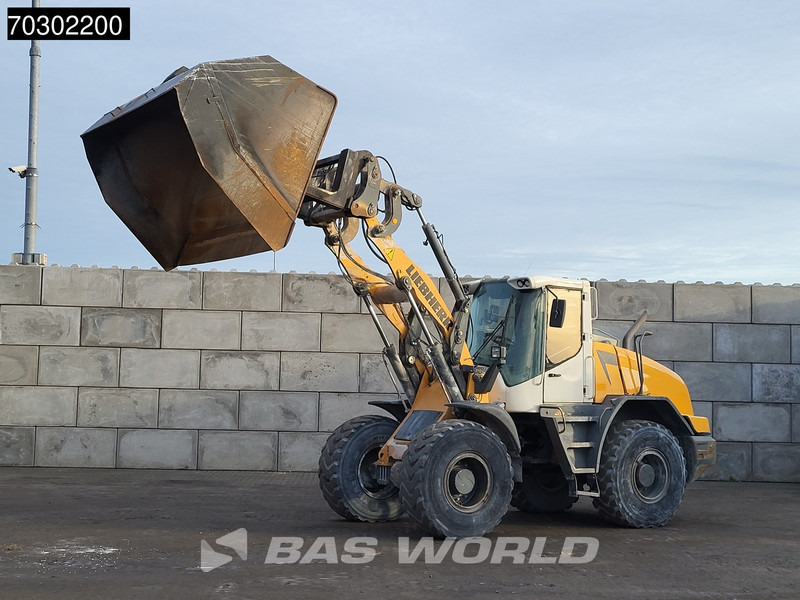 Liebherr L538 High Tip Bucket - Chargeuse sur pneus: photos 3 Liebherr L538 High Tip Bucket - Chargeuse sur pneus: photos 3