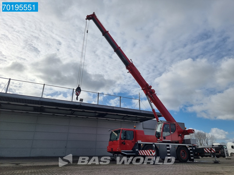 Liebherr LTM1030 LOW HOURS - REMOTE CONTROL - Grue automotrice lente: photos 2 Liebherr LTM1030 LOW HOURS - REMOTE CONTROL - Grue automotrice lente: photos 2