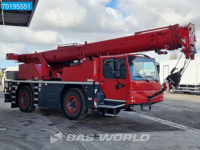 Liebherr LTM1030 LOW HOURS - REMOTE CONTROL - Grue automotrice lente: photos 5 Liebherr LTM1030 LOW HOURS - REMOTE CONTROL - Grue automotrice lente: photos 5