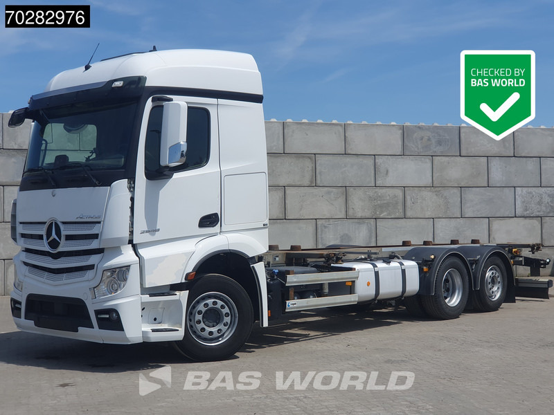 Mercedes-Benz Actros 2548 Actros 6X2 ACC Xenon Liftachse Euro 6 - Camion porte-conteneur/ Caisse mobile: photos 1 Mercedes-Benz Actros 2548 Actros 6X2 ACC Xenon Liftachse Euro 6 - Camion porte-conteneur/ Caisse mobile: photos 1