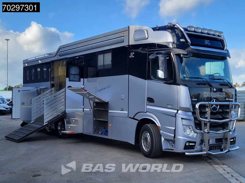 Mercedes-Benz Actros 2551 6X2 Horse truck + Living Standairco Navi ACC Automatic Euro 6 - Camion chevaux: photos 3 Mercedes-Benz Actros 2551 6X2 Horse truck + Living Standairco Navi ACC Automatic Euro 6 - Camion chevaux: photos 3