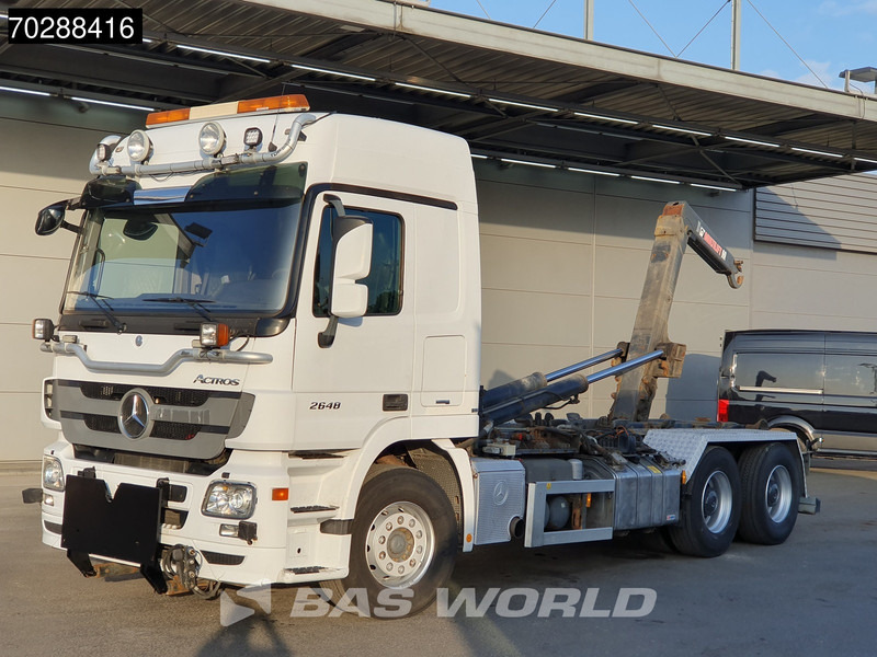 Mercedes-Benz Actros 2648 Actros 6X4 HIAB XR20SL56 Hooklift Big-Axle Automatic Euro 5 - Camion ampliroll: photos 3 Mercedes-Benz Actros 2648 Actros 6X4 HIAB XR20SL56 Hooklift Big-Axle Automatic Euro 5 - Camion ampliroll: photos 3