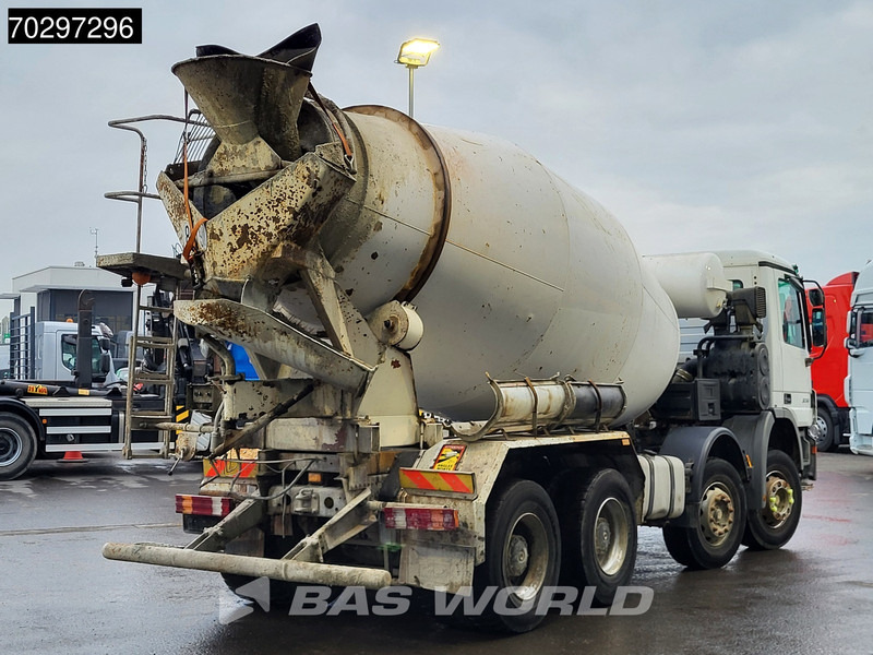 Mercedes-Benz Actros 3236 8X4 9m3 Liebherr Mixer Big-Axle Steelsuspension 3-Pedals Euro 3 - Camion malaxeur: photos 5 Mercedes-Benz Actros 3236 8X4 9m3 Liebherr Mixer Big-Axle Steelsuspension 3-Pedals Euro 3 - Camion malaxeur: photos 5