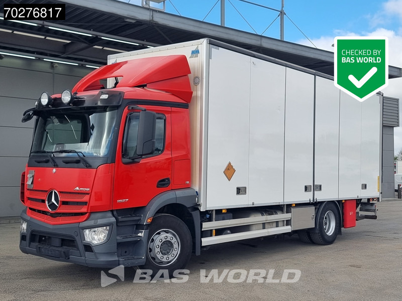 Mercedes-Benz Antos 1827 4X2 19tonner 2000kg Ladebordwand Automatic Euro 6 - Camion fourgon: photos 1 Mercedes-Benz Antos 1827 4X2 19tonner 2000kg Ladebordwand Automatic Euro 6 - Camion fourgon: photos 1