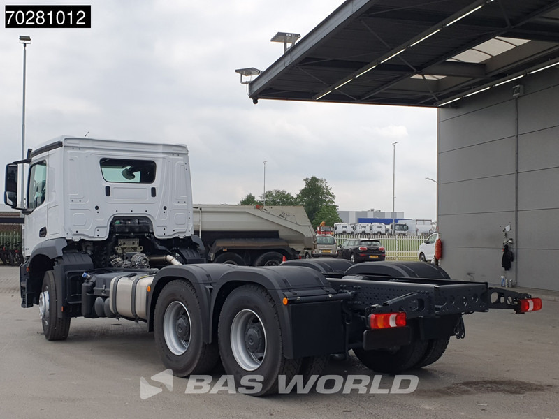 Mercedes-Benz Arocs 2636 6X4 NEW chassis Flange PTO Big-Axle Steelsuspension Euro 6 - Châssis cabine: photos 2 Mercedes-Benz Arocs 2636 6X4 NEW chassis Flange PTO Big-Axle Steelsuspension Euro 6 - Châssis cabine: photos 2