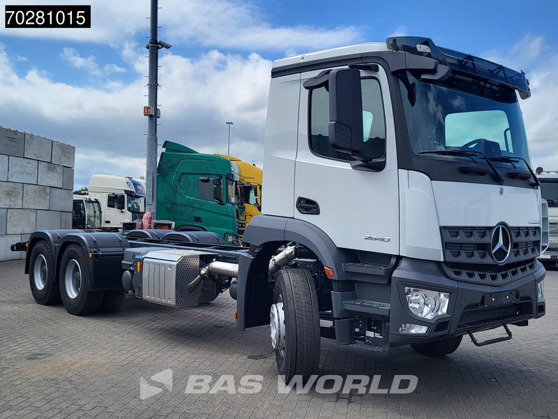 Mercedes-Benz Arocs 2640 6X4 NEW Chassis Big-Axle Automatic Steel suspension Euro 6 - Châssis cabine: photos 3 Mercedes-Benz Arocs 2640 6X4 NEW Chassis Big-Axle Automatic Steel suspension Euro 6 - Châssis cabine: photos 3