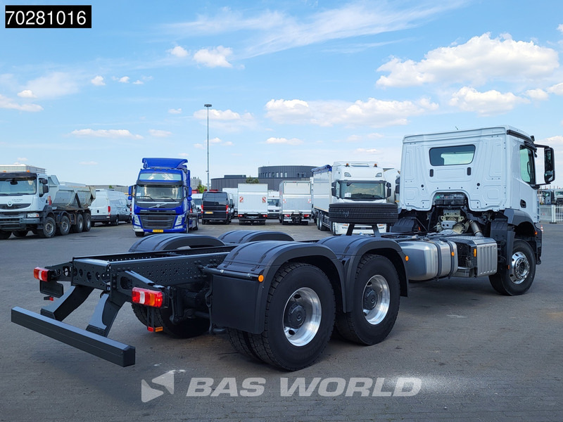Mercedes-Benz Arocs 2640 6X4 NEW chassis Steel suspension Big-Axle Alcoa Automatic Euro 6 - Châssis cabine: photos 5 Mercedes-Benz Arocs 2640 6X4 NEW chassis Steel suspension Big-Axle Alcoa Automatic Euro 6 - Châssis cabine: photos 5