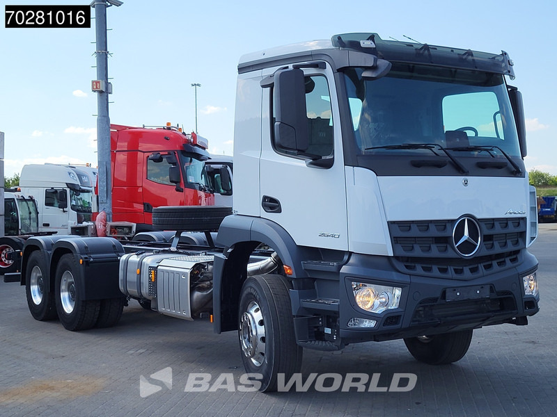 Mercedes-Benz Arocs 2640 6X4 NEW chassis Steel suspension Big-Axle Alcoa Automatic Euro 6 - Châssis cabine: photos 3 Mercedes-Benz Arocs 2640 6X4 NEW chassis Steel suspension Big-Axle Alcoa Automatic Euro 6 - Châssis cabine: photos 3