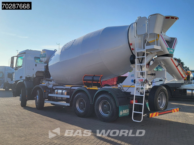 Mercedes-Benz Arocs 4142 8X4 New! 12m3 IMER Mixer Steelsuspension Automatic Big-Axle Euro 6 - Camion malaxeur: photos 2 Mercedes-Benz Arocs 4142 8X4 New! 12m3 IMER Mixer Steelsuspension Automatic Big-Axle Euro 6 - Camion malaxeur: photos 2