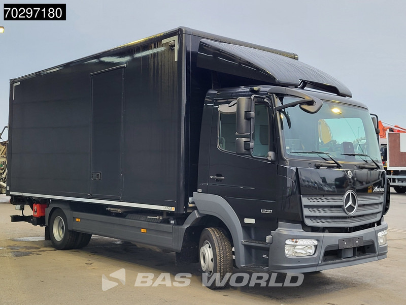 Mercedes-Benz Atego 1221 4X2 1500kg Ladebordwand Automatic Euro 6 - Camion fourgon: photos 3 Mercedes-Benz Atego 1221 4X2 1500kg Ladebordwand Automatic Euro 6 - Camion fourgon: photos 3