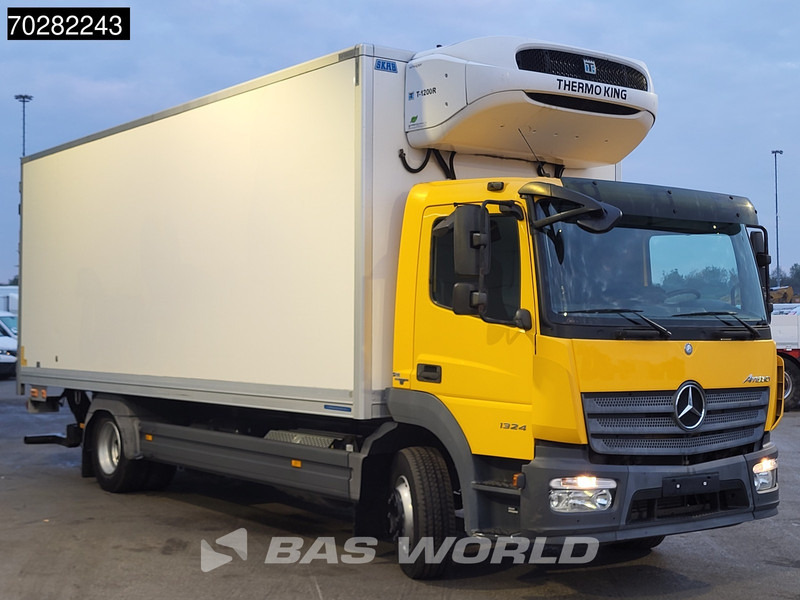 Mercedes-Benz Atego 1324 Atego 4X2 13.5tonner Thermo-King T-1200R 1500kg Ladebordwand Euro 6 - Camion frigorifique: photos 3 Mercedes-Benz Atego 1324 Atego 4X2 13.5tonner Thermo-King T-1200R 1500kg Ladebordwand Euro 6 - Camion frigorifique: photos 3